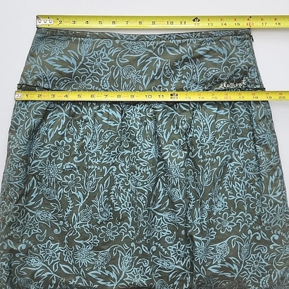 Element Skirt Blue  Floral Print Taupe Lined 100% Cotton Lightweight Size Large - Picture 10 of 11